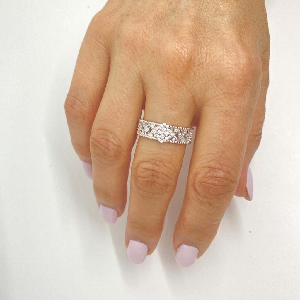 Bague fine trèfle